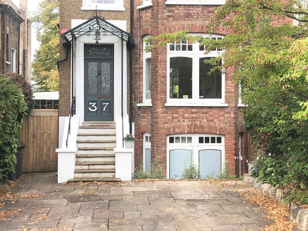 Spacious Comfortable Flat With Free Parking In East Finchley, Muswell Hill & Close To Alexandra Palace London Kültér fotó