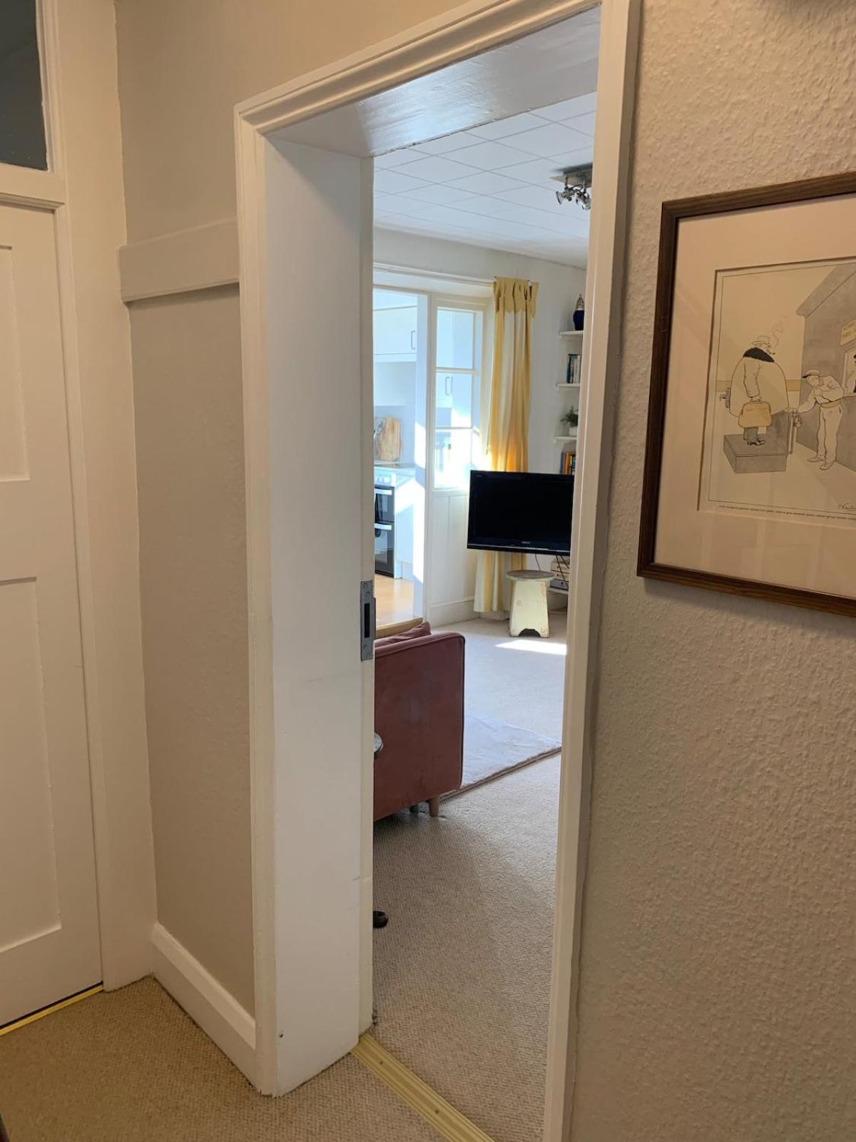 Spacious Comfortable Flat With Free Parking In East Finchley, Muswell Hill & Close To Alexandra Palace London Kültér fotó
